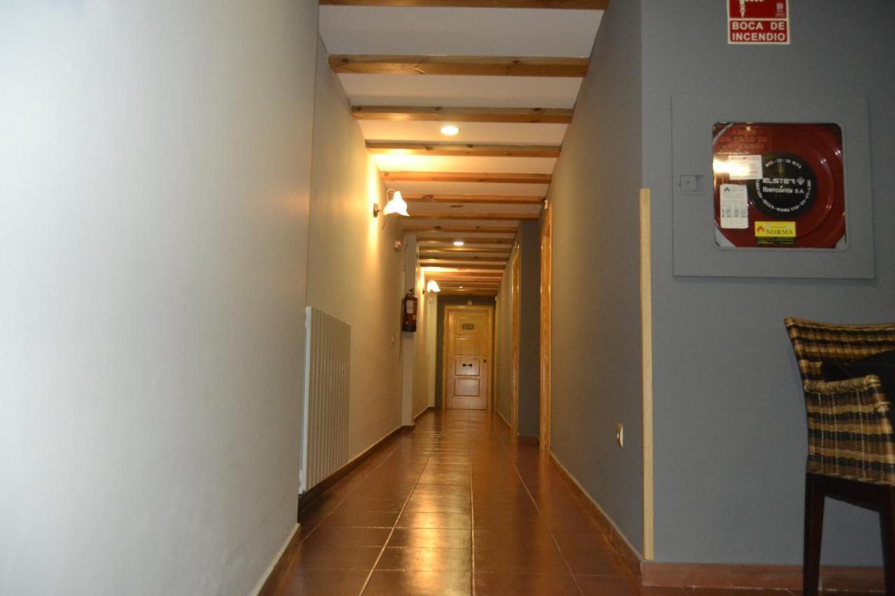 טורדסיאס Hotel El Tratado מראה חיצוני תמונה