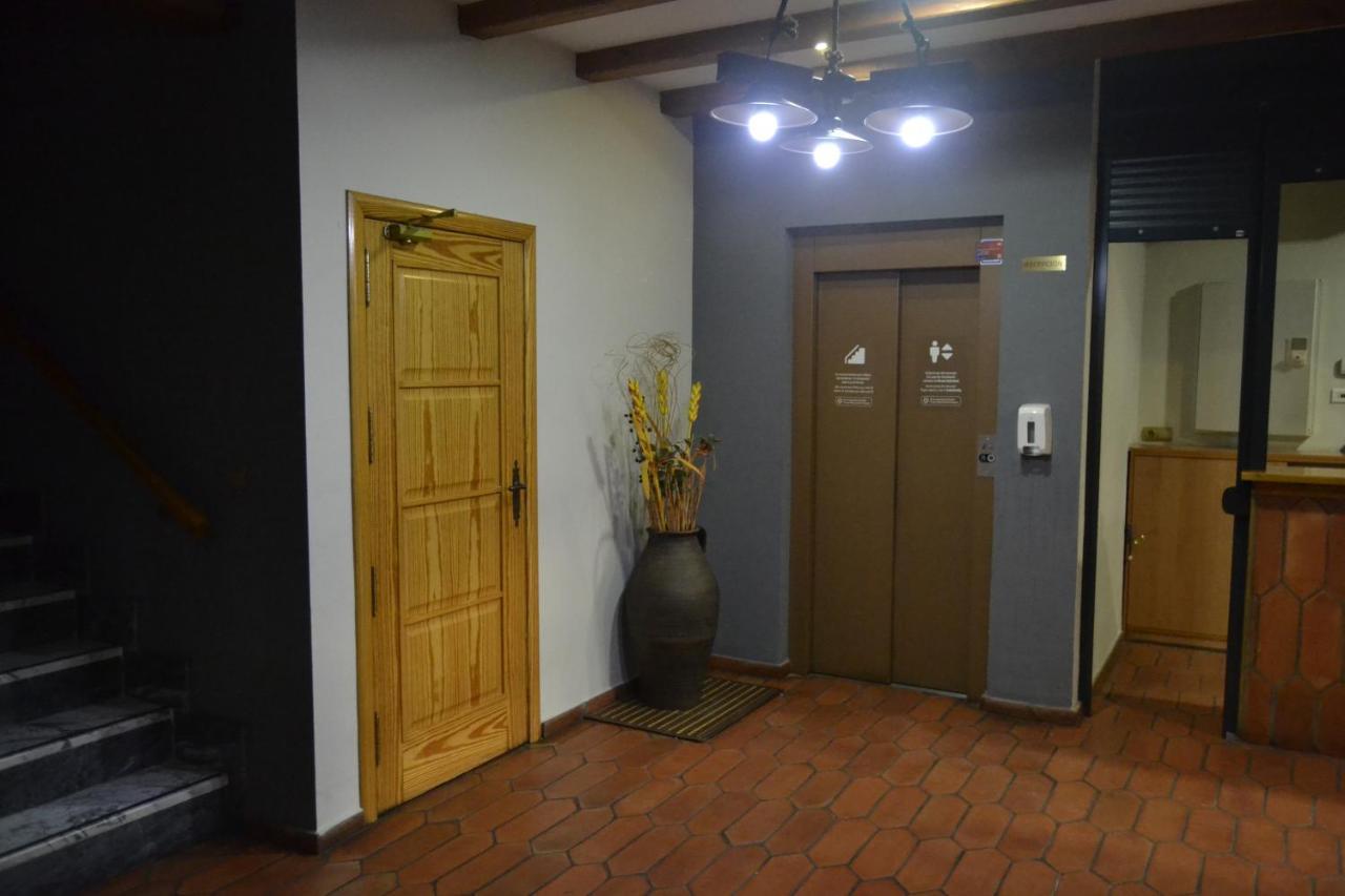 טורדסיאס Hotel El Tratado מראה חיצוני תמונה